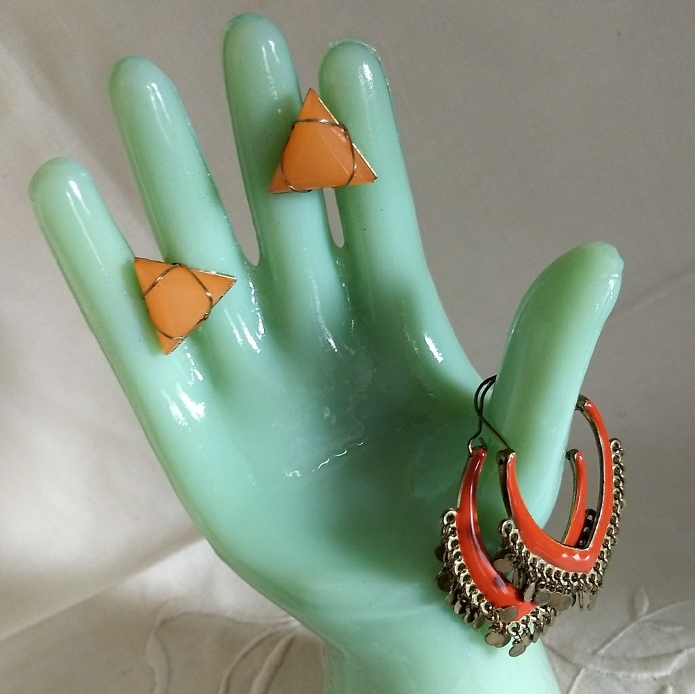 Set of two pairs orange earrings